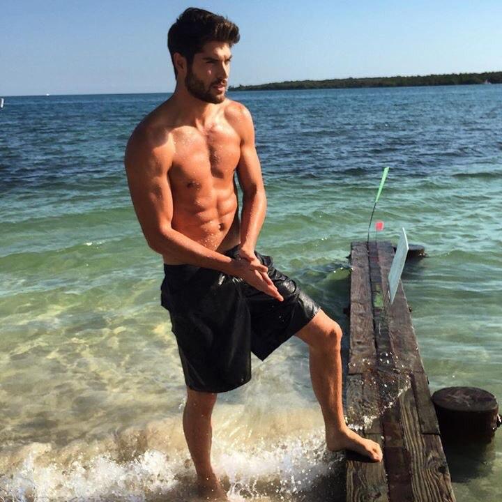 Happy birthday babe Nick Bateman 