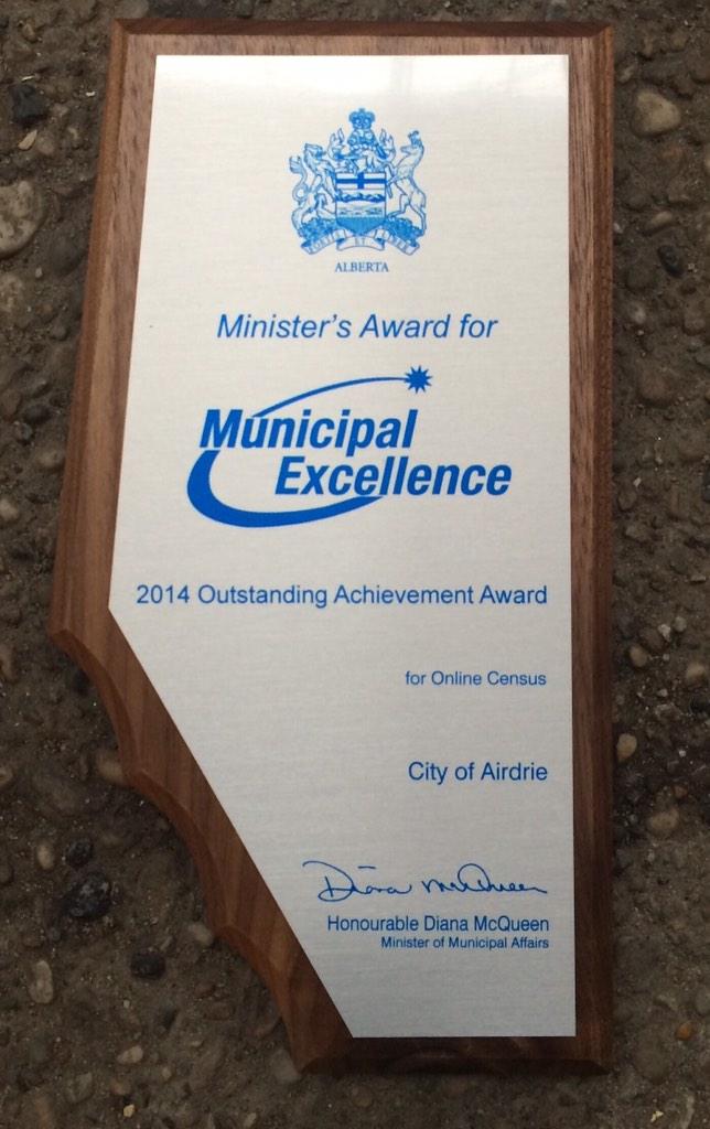 OnlineCensusca's tweet photo. Excited to receive the Municipal Excellence award for Outstanding Achievement on behalf @City_of_Airdrie #AAMDC2014 http://t.co/FbfgvtvVDc