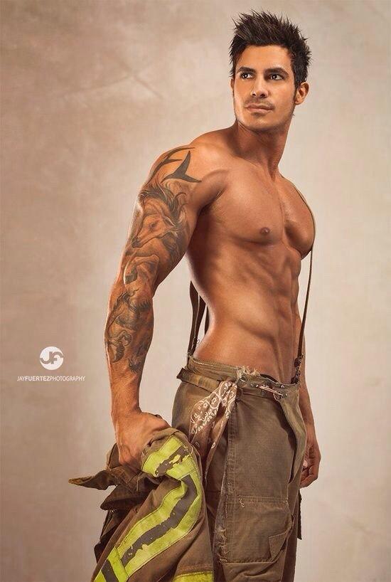 MLP510's tweet photo. #sexy #firefighters #muscle #muscleoverload #hotashell #shirtless http://t.co/rpIslsnxy4