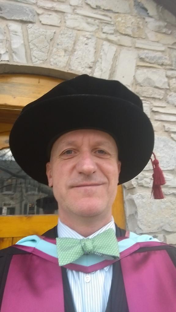 nancedor's tweet photo. Looking very dapper despite today's polar vortex! @schuklenk: #qgrad14 ready to roll http://t.co/yuKyIakXVD