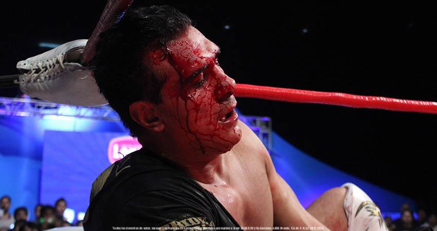 luchalibreaaa's tweet photo. #ElPatrón @VivaDelRio sufre en León

[FOTOS] => http://t.co/tQsCmHYPVd http://t.co/FG7NfSkpC8