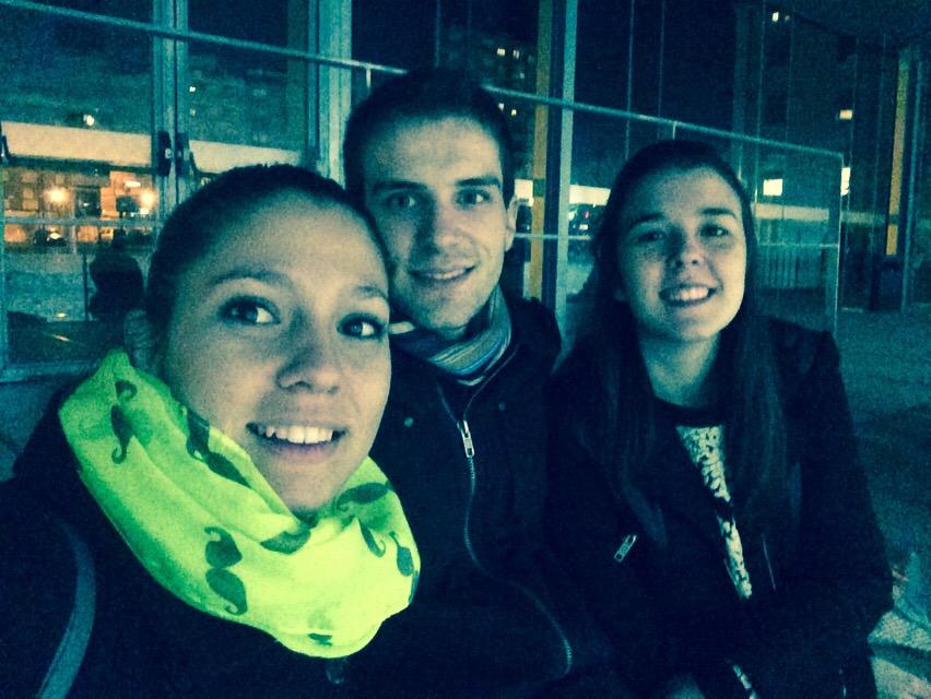aldisa7's tweet photo. todo el día de postureo con @nurr_lg y cordobes http://t.co/3IvckmN8GK
