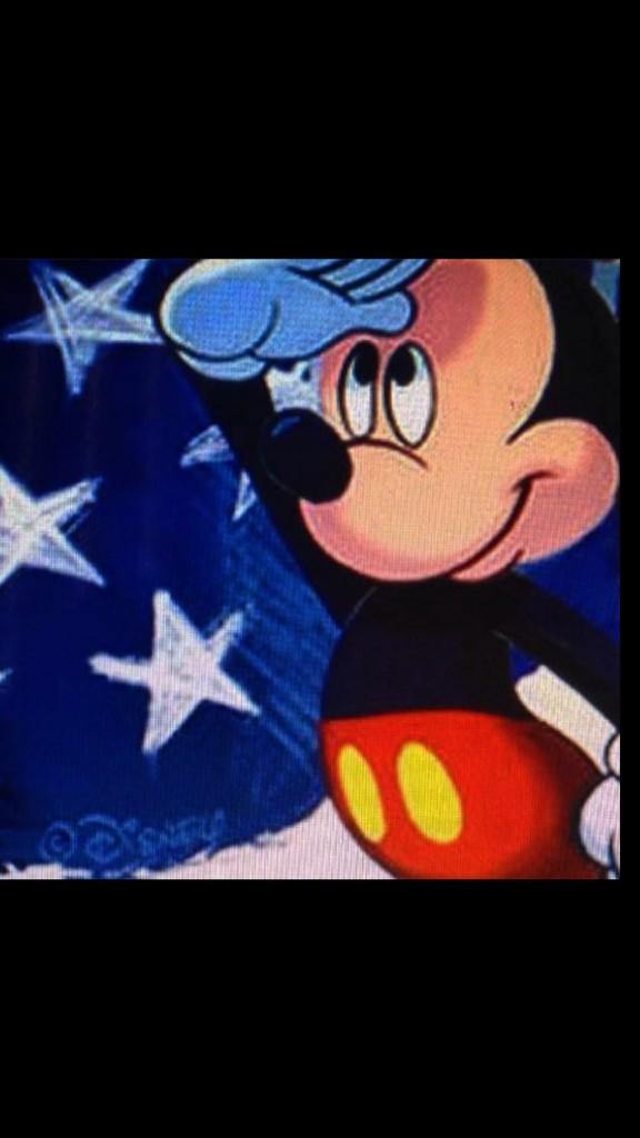 willieb177's tweet photo. Birthday shoutout to the bro. #HappyBirthdayMickey #Big86 🎉🎈🎉 http://t.co/nKPiyoYw4Z
