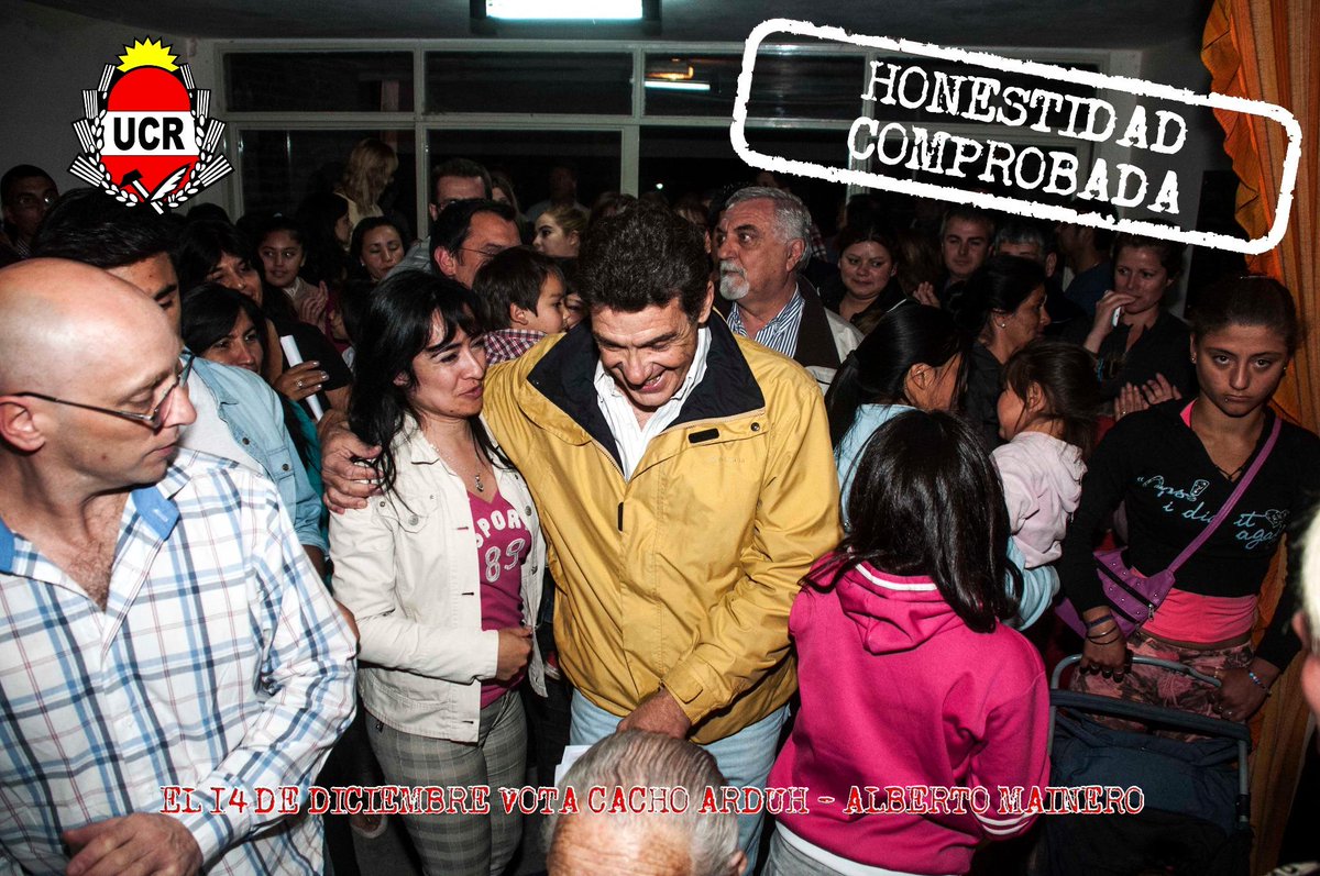 CachoArduh's tweet photo. ALGUNAS FOTOS PARA REVIVIR EL LANZAMIENTO DE LA CAMPAÑA DE #CACHOARDUH http://t.co/mNkprLI8np