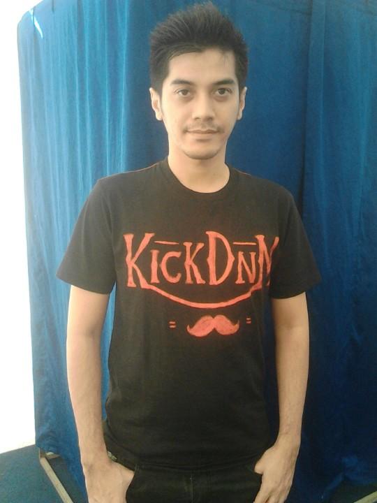 ica_nineball's tweet photo. Persiapan perfom @nineballband segmen 3 nonton yaa thanks to @kickdenim :) http://t.co/8HqD9xCx2c