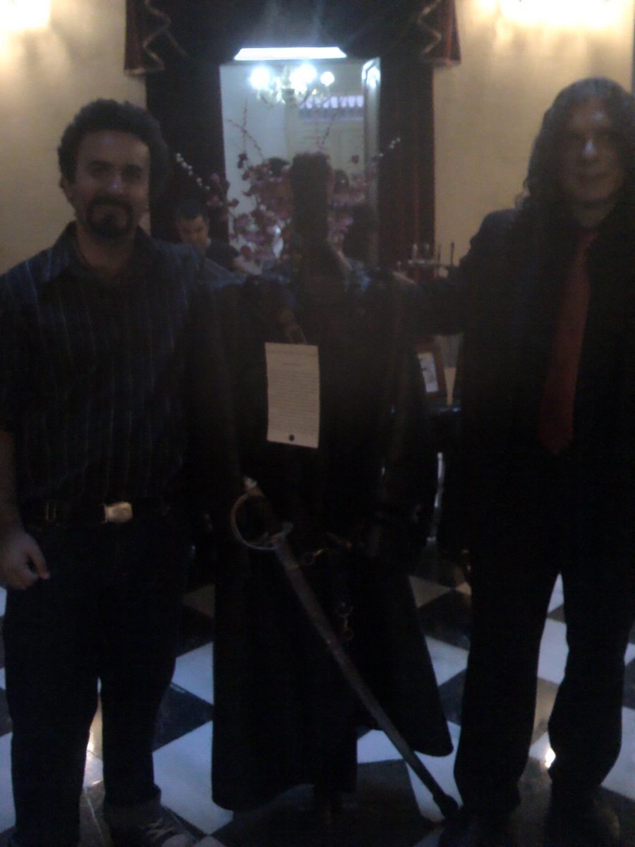 Zarinatormento's tweet photo. LOS VIAJES DEL LOBO FANTASMA!! CARTAGENA!! http://t.co/Glz0lYAK95