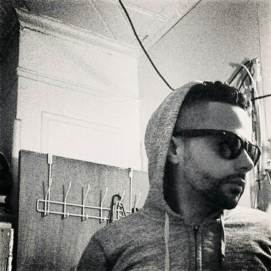 GettyBucks's tweet image. Let me know what y&apos;all think about the new look should I keep it or should I keep it young face? #argc #ff #Oblivion