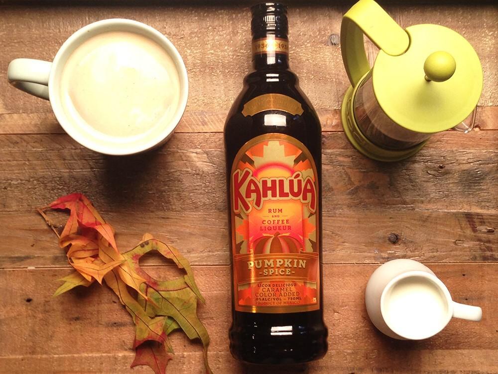 KahluaCanada's tweet image. Is fall almost over already? It's still Kahlua Pumpkin Spice season! Available @LCBO. #KPS