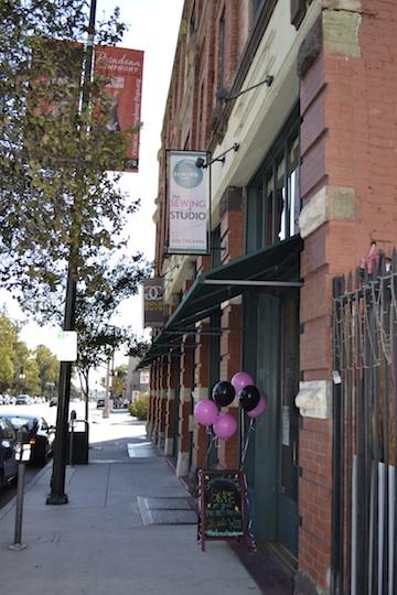 SewingStudio's tweet image. Such a great time at our Meet&amp;amp;Greet with #PRThreads Grace Rickert.  Some pics!