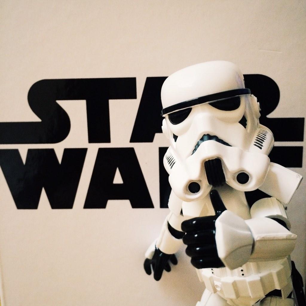 rarinzine's tweet photo. You know someone's a keeper when he secretly bought you a stormtrooper. #stormtrooper #StarWars #love @herocrosshk http://t.co/VsjyG1Pzez