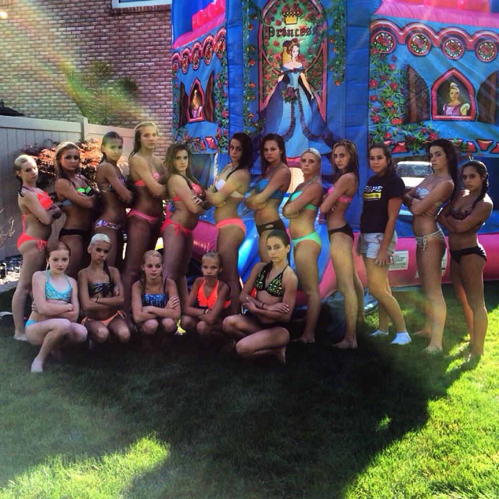 FcaDiamonds's tweet image. “@twerknwerkk: Stealing @_FABcheer 's idea! Quite with your fiercest best one can be my Avi 😘”