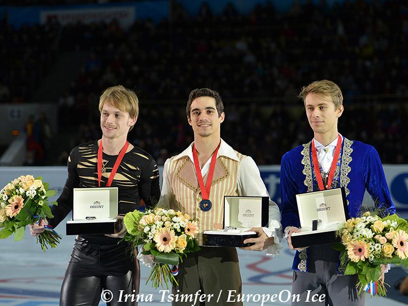 patinaggio's tweet photo. Recap of some stories from last week in #figureskating feat. #CoR14 etc... http://t.co/9RgzY8q8Nd http://t.co/mgfWiU78QI