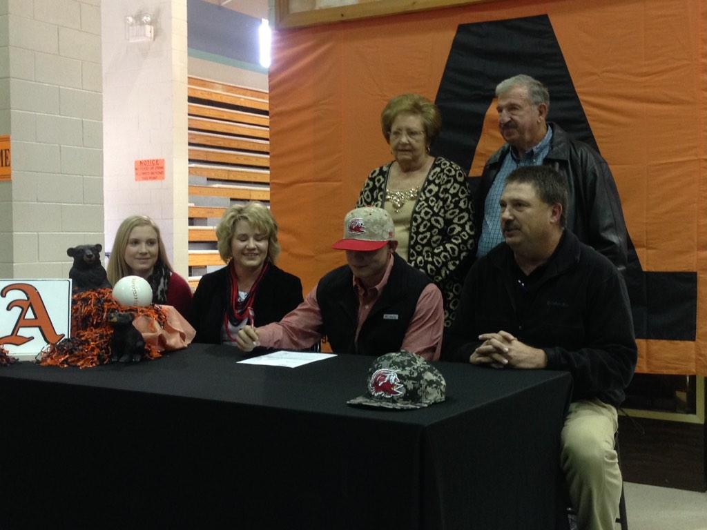 ExcelBaseball's tweet photo. Congrats to Excel player @d_cobb_13 and his family on signing today with @JSUBB #excel4life #chupacabre http://t.co/EJ57BftJXN