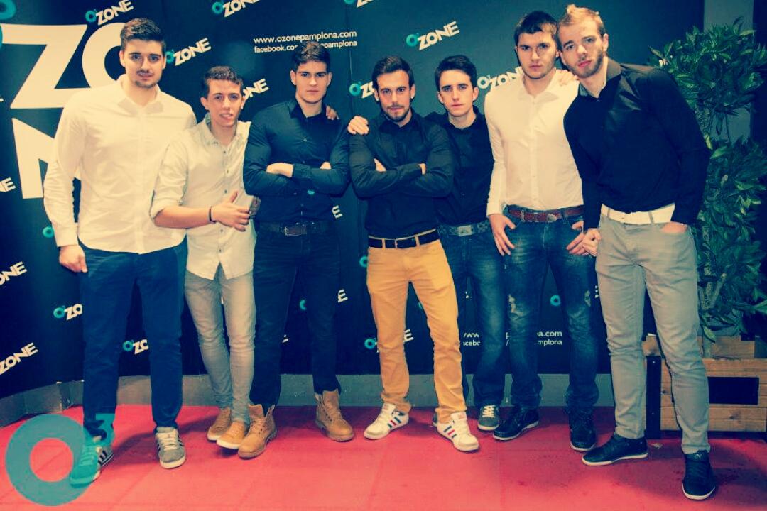 amadorberrio's tweet photo. buena noche el sabado por @OzonePamplona con mi familia!! http://t.co/GSrTLXdbQh