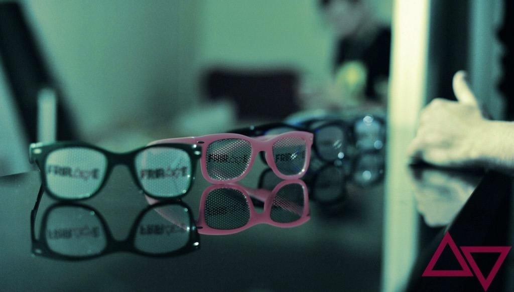 Gregori Klosman'ın gerçek soyismi nedir? Doğru bilen bir kişi bizden Frirave gözlüğü kazanıyor! #FriraveXS