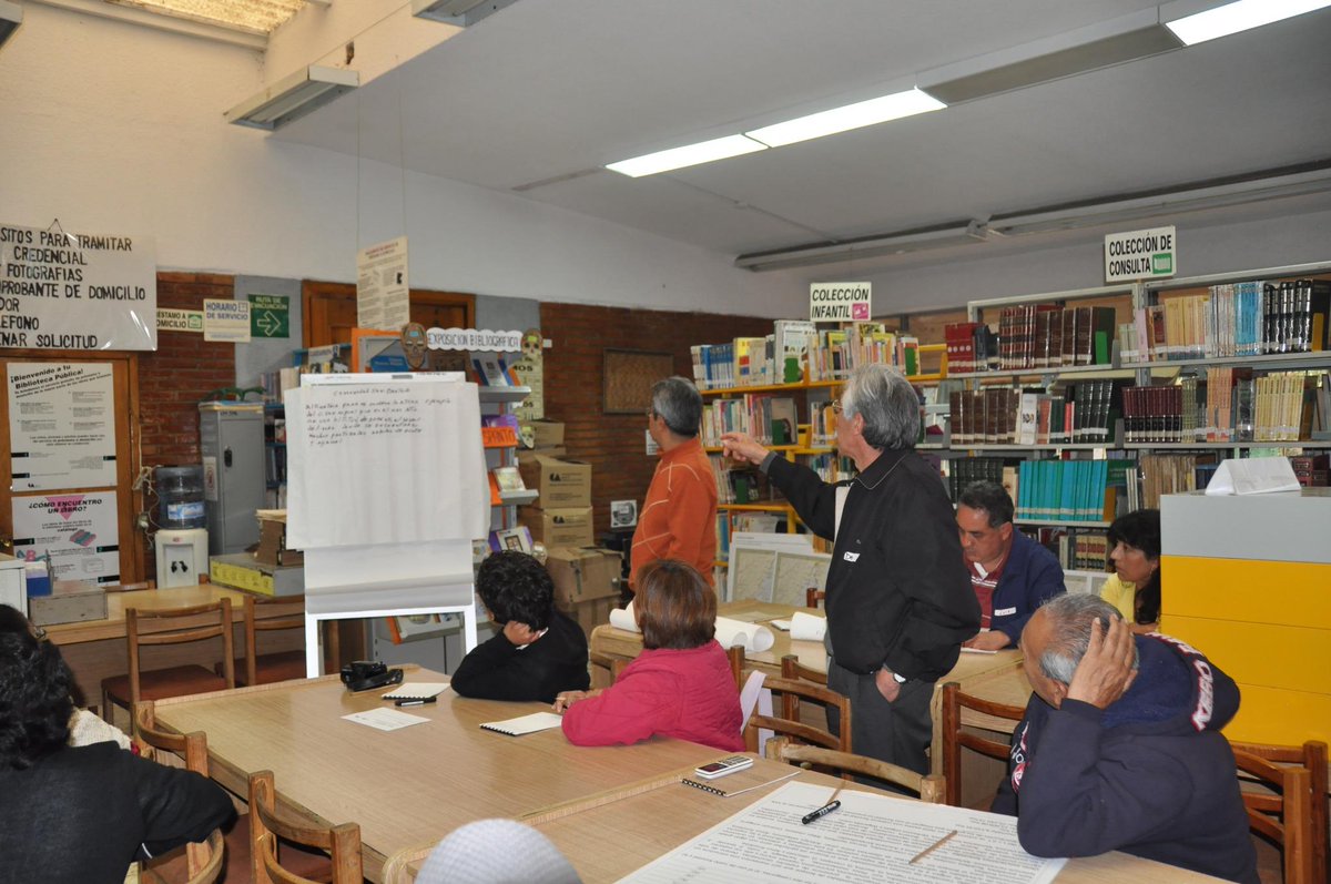 AgrariosGDF's tweet photo. 14/NOV/2014 LA DGAADF, LLEVÓ A CABO EL TALLER DE DIAGNÓSTICO CON LOS NÚCLEOS AGRARIOS DE LA DELEGACIÓN ÁLVARO OBREGÓN http://t.co/5tyC1G4q2K