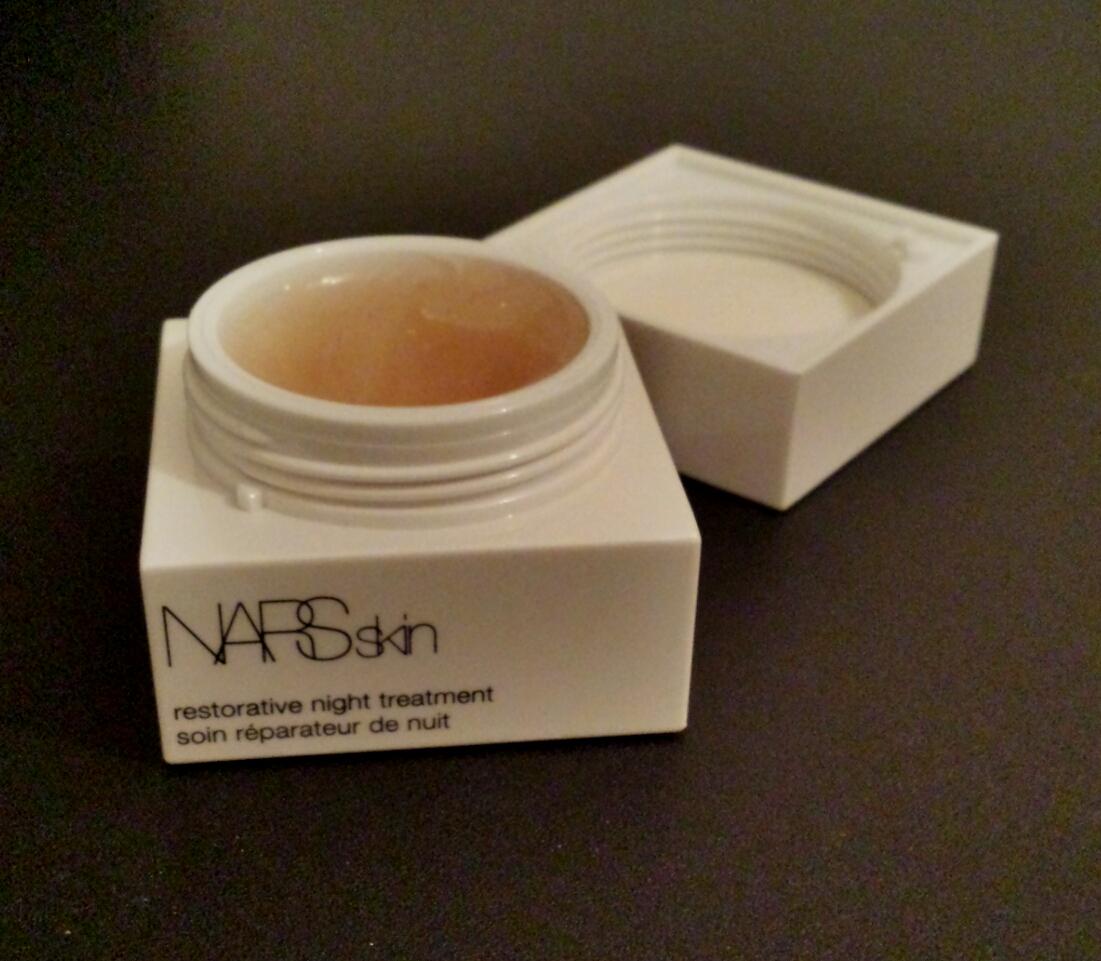 NARSJane's tweet image. My skin's already glowing from the extra attention! #Nars #RestorativeNightTreatment is my #SkinSaviour tonight