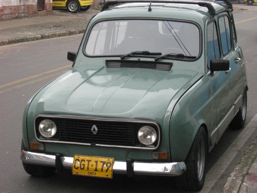 Renault4Colombi's tweet photo. #COLOMBIA #OrgulloColombiano #FuerzaColombia #UnidosPorUnPais #SomosColombia 

Renault 4 http://t.co/ESu5psX62j
