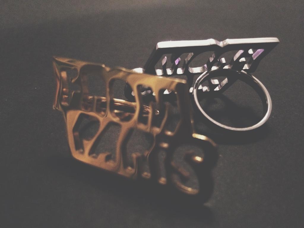wearefromparis's tweet photo. Équipez-vous de bijoux From Paris x @ORIGAMIJEWELERY #2015 qui en veut? #ExtraLimitedEdition http://t.co/mh4nNQwyWP