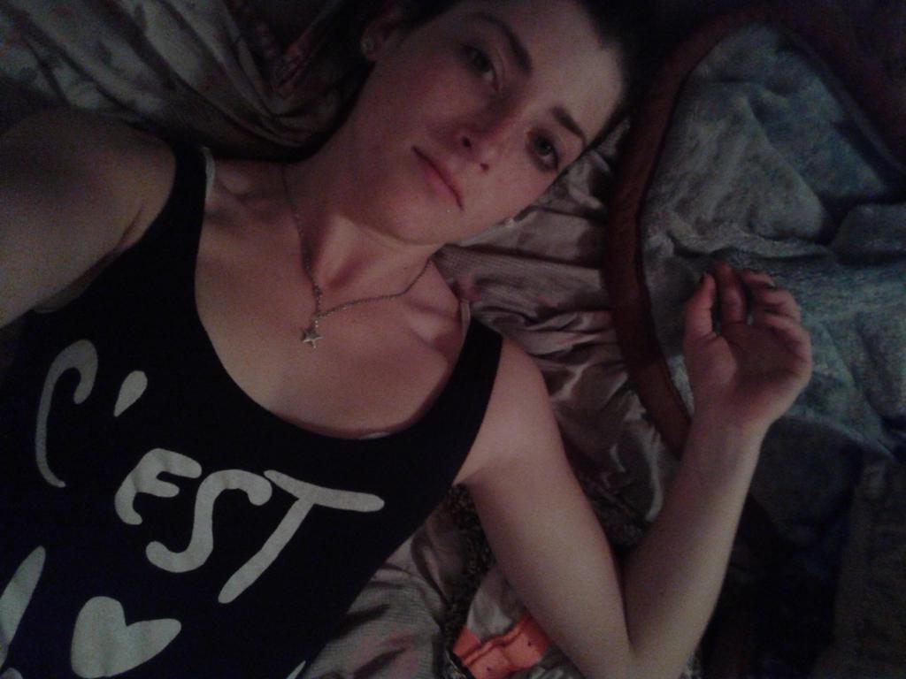 AlberdiDenise's tweet photo. Arruimada despues del gym jajaj http://t.co/lXjd6pKJRI