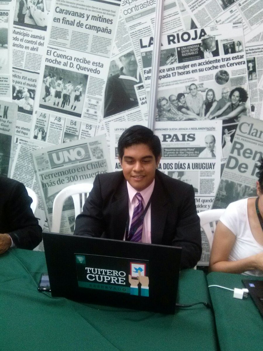 jesus90espin's tweet photo. #CUPRECUADOR #Cupre2014 ¡Tuitero Cupre! http://t.co/sHY3fZyAWw