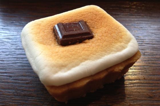 UpOutSF's tweet image. Mmmm...s'mores. Check out the Best S'mores in SF—the creativity might surprise you! (via @7x7) 7x7.com/eat-drink/best…