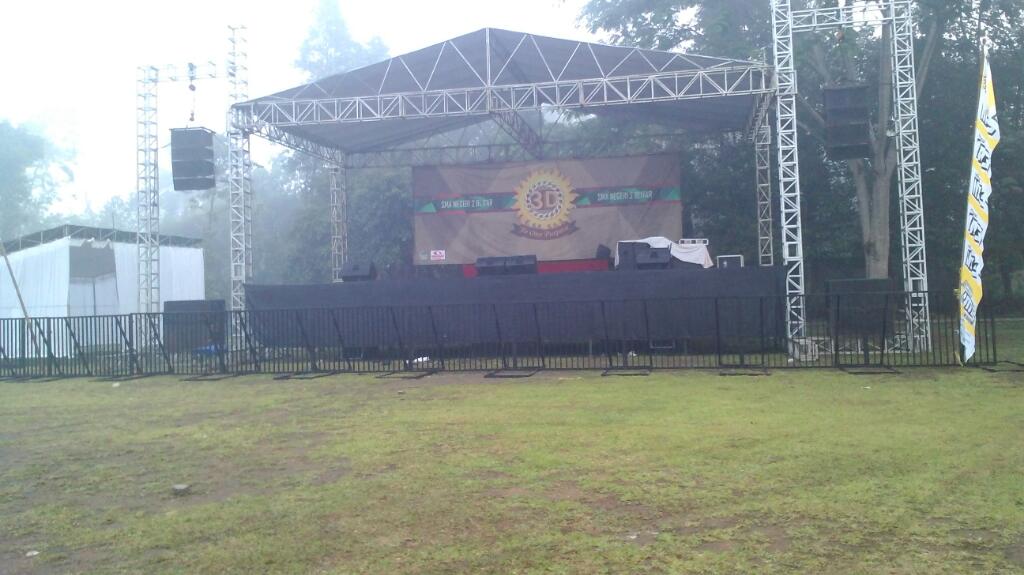 OSIS14smada's tweet photo. DN #3DecadetOnePurpose http://t.co/Kl3F6u9dOD