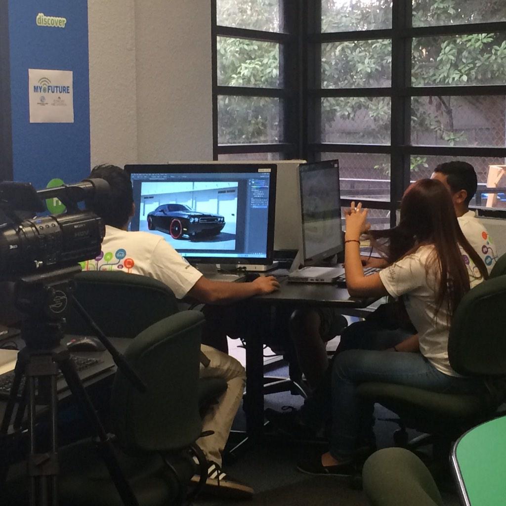 JRoseman's tweet photo. I Love my Job! We are announcing  #ComcastCa support of #GreatFutures w/ My.Future @ Boys/ Girls Club-Peninsula. http://t.co/mxSiw8Ctj9