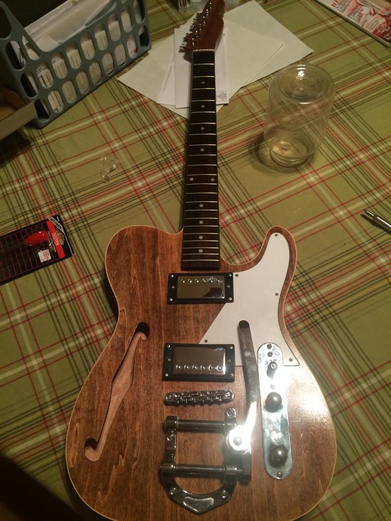 Johnathon_C's tweet photo. Guitar project number 2 done http://t.co/x8ky6FL2FR