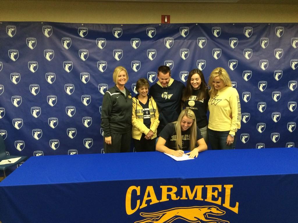 GW_Softball's tweet image. Excited to announce that @riley_tejcek from Indiana is joining the squad in 2015!! #RaiseHigh #hittingmachine