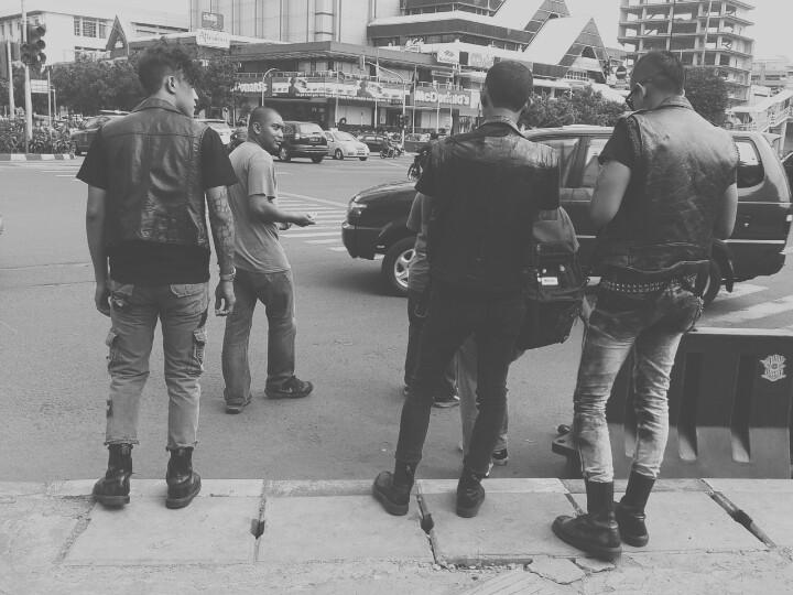 Error Crew tweet media