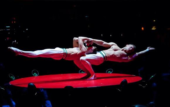 InVEGASMagazine's tweet photo. Congratulations @AbsintheVegas! #InVegasAwards #MostShockValue #AbintheVegas @CaesarsPalace http://t.co/misELIB3wX http://t.co/QWXoS8Ki9A