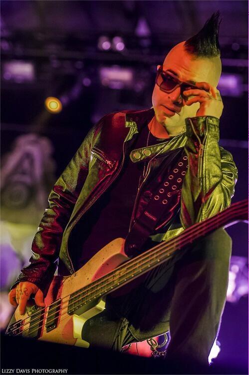 Happy 30th Birthday, Johnny Christ!! 
