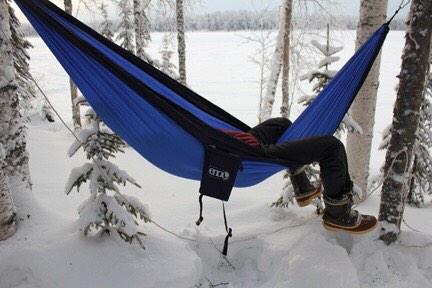 wsc_staff's tweet photo. The 'camp counselor in denial of winter' starter pack. ☀️❄️ http://t.co/uHdPNVHsw0