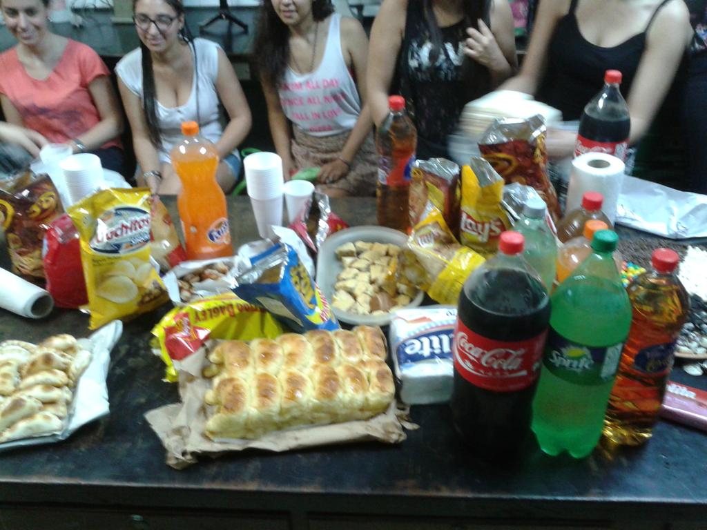 iorizzogiuliana's tweet photo. Ultima clase, creo que voy a extrañar a este curso #com2014 http://t.co/9fQGscX7IN