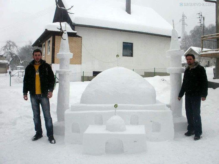 Mashaallah, snow masjid! So beautiful 😍💕