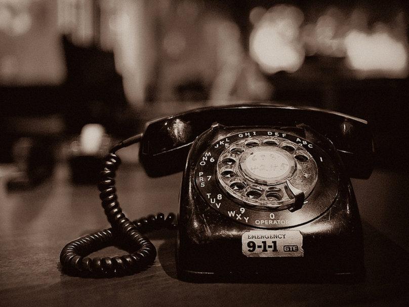 CadburyIndiaMAS's tweet photo. Time travel!
#OldTelephone #Cadbury #Weremember http://t.co/bYScxt8mAC
