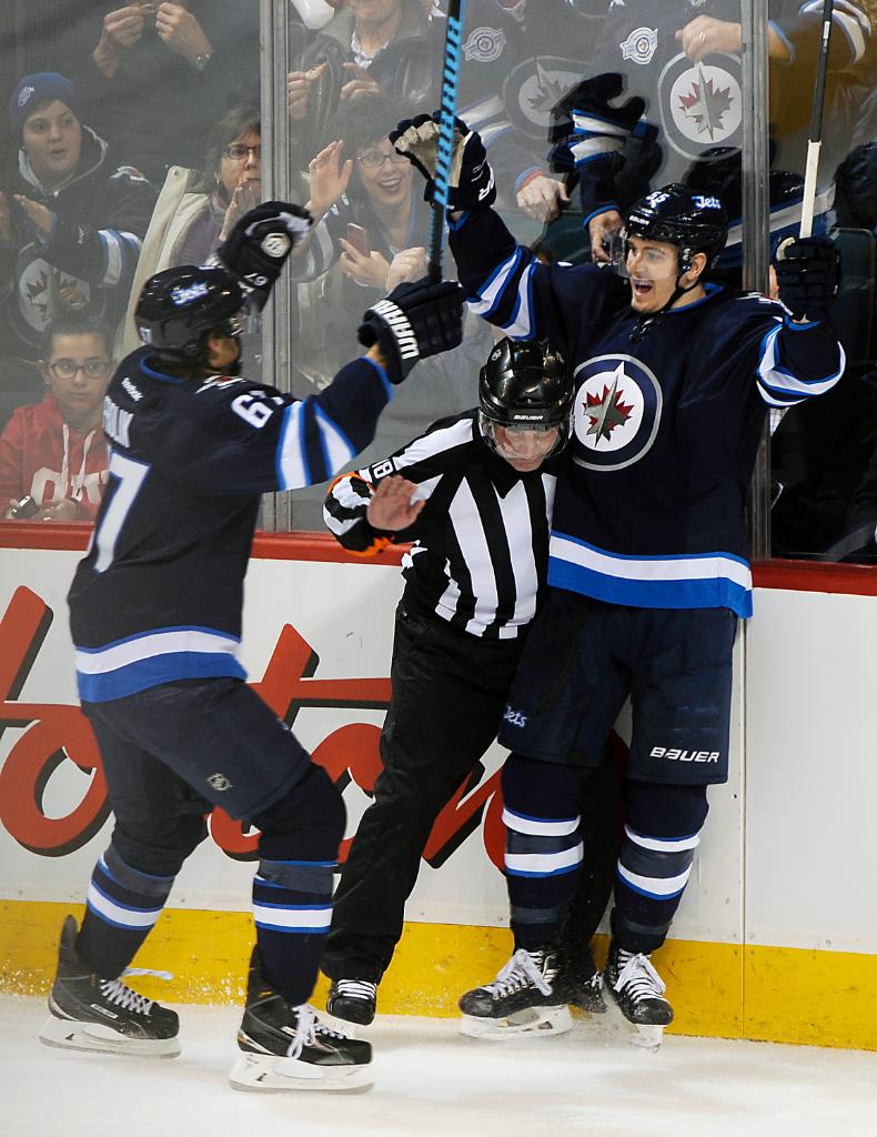 NHL's tweet photo. FINAL: @NHLJets (3) - @NHLDevils (1)
Recap: http://t.co/4saM2ZI661
#NJDvsWPG http://t.co/7lyPFjEXTD