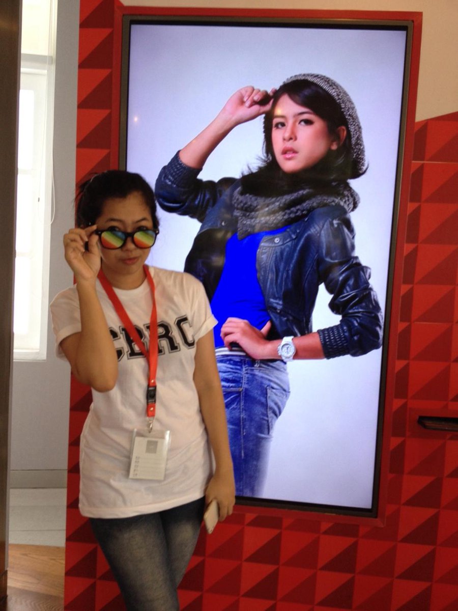 abahnabaja's tweet photo. Selfie seru, gratis cetak photo cuman di #DigiLifeDago #BeFunNColorful @BeFunNColorful @bibiblooo http://t.co/1Khfo5Mi8W