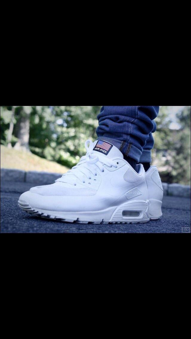 TotalSport10's tweet photo. Airmax por solo 55€!!! http://t.co/nJL5nxwqI2