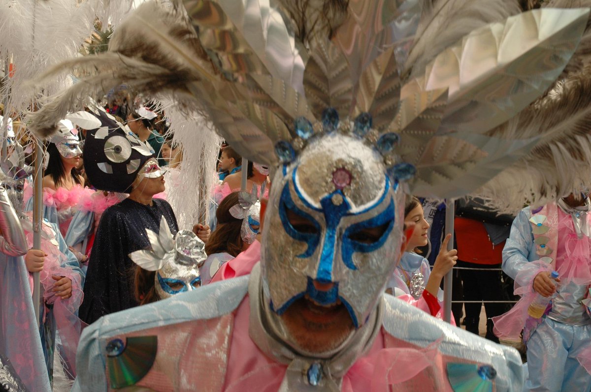 WinterInCrete's tweet image. Carnival on Crete. Grand parade in Rethymnon 22/02/2015.Find your accommodation on WIC goo.gl/1pi3SF