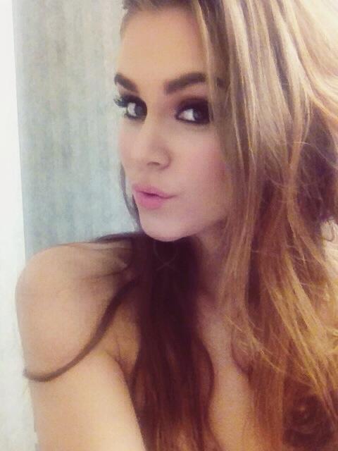 Watch Amberleigh West's leaked NSFW photo on TwXstars