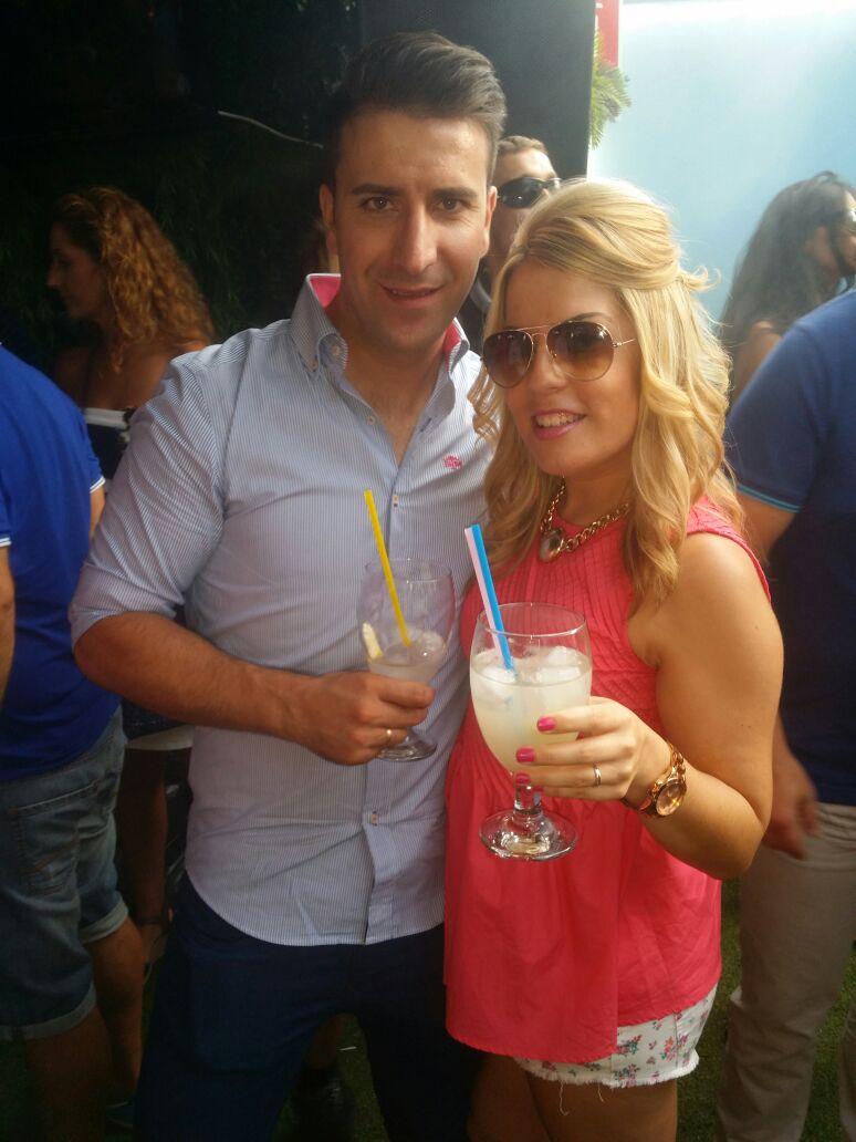 j_alex17's tweet photo. @Regi_andres felicidadessssss!!!!!!!cariño que pases un buen día y espero pasar muchos años más a tu lado te quiero. http://t.co/UFjUWFSgLN