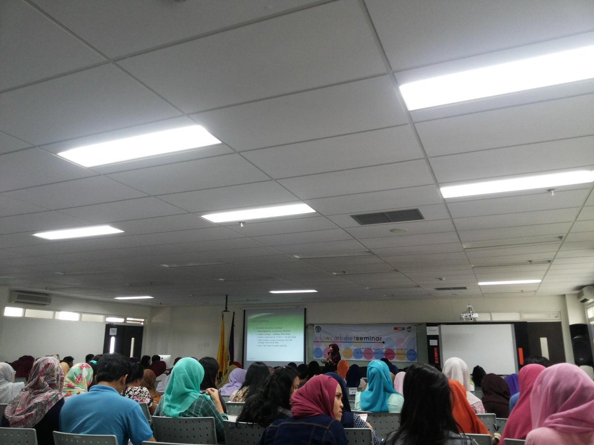 Sepertinya seru banget ya seminar Low Carb Diet