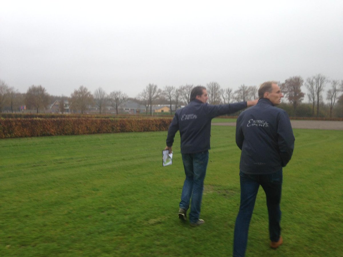 HorseEvent's tweet photo. Gisteren maakte het projectteam van Horse Event een rondje over het terrein van het NHC in Ermelo #vanstart #2015 http://t.co/8deoP7rcYh