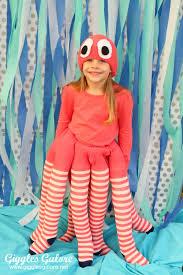 _Mollusca_'s tweet photo. @_nemertinea_ hey girl, what do you think of this outfit for tonight? cant wait! http://t.co/gs0cRuhuyd