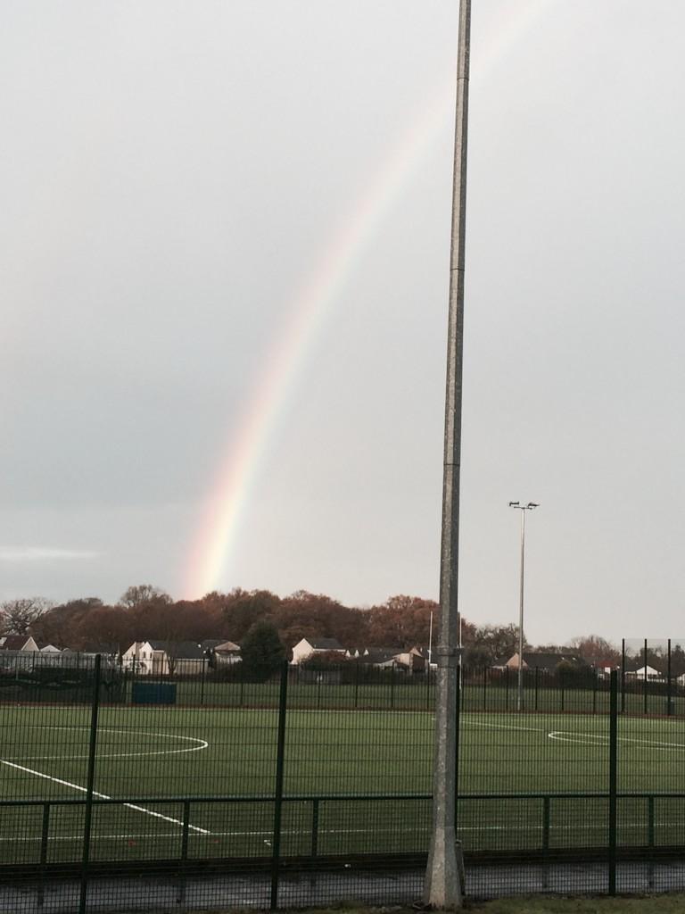 WelshieBerry's tweet photo. Hello there Royal High Rainbows. If 1 wasn't good enough I got 2 ๐ #beautiful #2potsofgold? http://t.co/TOOHr36Grw