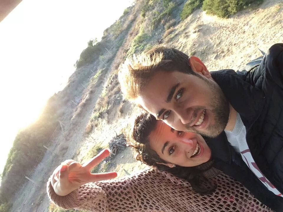 Desi_RL_'s tweet photo. Happy wednesday my love @Miguii7 http://t.co/HEy53yV79t