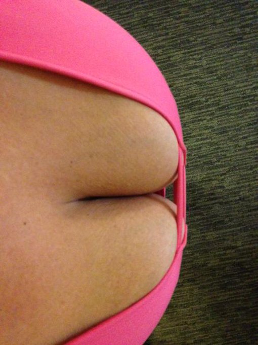 Happy hump day! http://t.co/frOMrIsY9p<a href="/tag/marciano"class="tags"><span>#marciano</span></a>