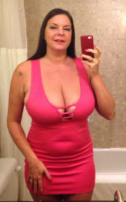 Happy hump day! http://t.co/PRVHmcmq4O